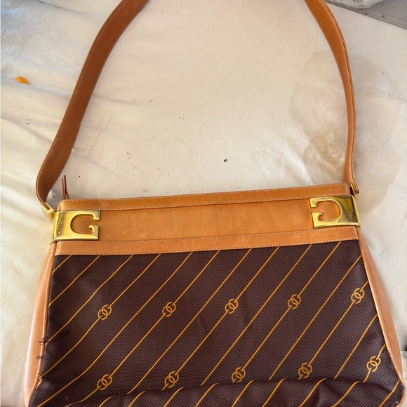 Gucci bag - Picture 2 of 5